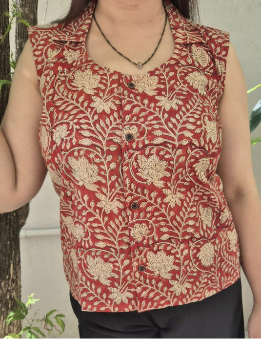 Dabu Print Crop Top Red Flowers