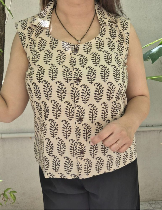 Dabu Print Crop Top White Flowers