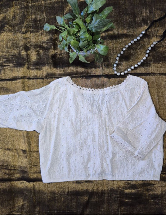 Off White Hakoba Non-Padded Round