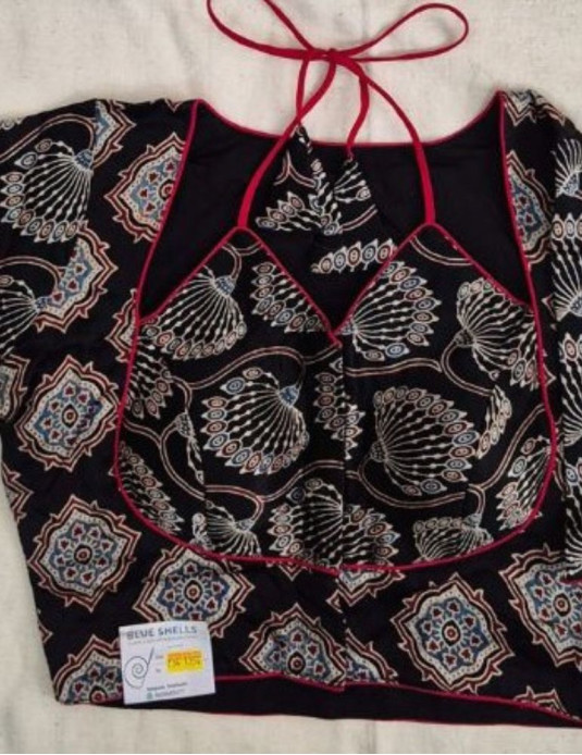 Mashru silk Masaba-Padded Geometrical Print Black 