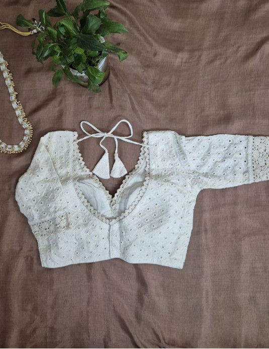 Off  White Hakoba Padded Diamond Print  