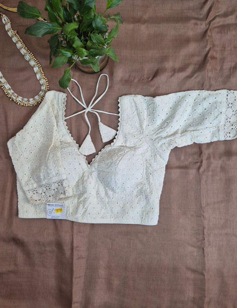 Off  White Hakoba Padded Square Print  